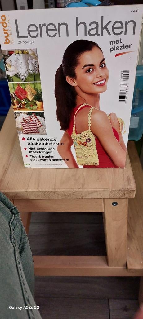 Boek Leren haken, Boeken, Hobby en Vrije tijd, Ophalen of Verzenden, Zo goed als nieuw, Breien en Haken