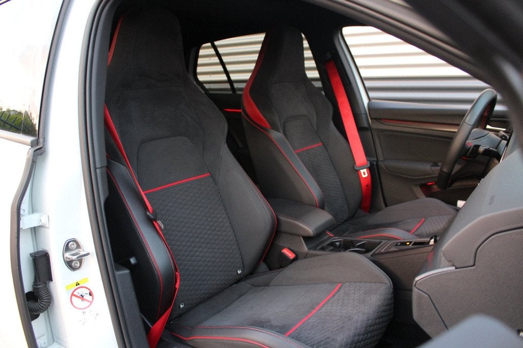 Volkswagen Golf 2.0 TSI GTI | Clubsport | Panoramadak | HUD, Auto's, Gebruikt, 4 cilinders, 1984 cc, Wit