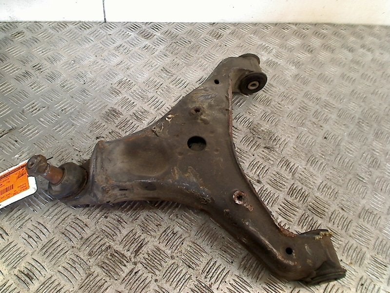 Draagarm Rechts Voor Volkswagen Crafter (2011-05/2016-12), Gebruikt, Volkswagen, Volkswagen AG, Kundenbetreuung@volkswagen.de