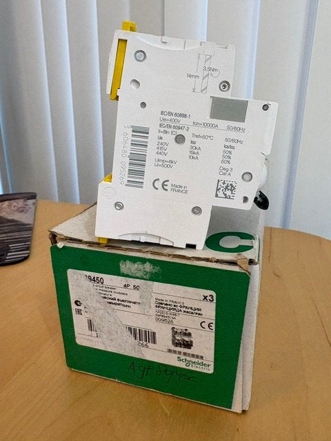 Schneider  Installatieautomaat ic60h 4p c50 - A9F89450, Ophalen of Verzenden, Nieuw, Schneider Electric, Installatieautomaat