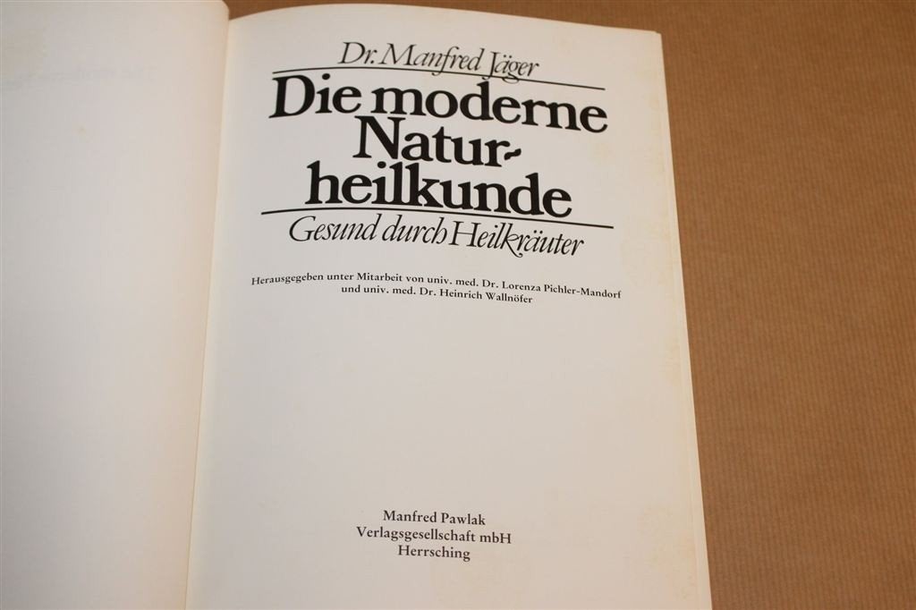 Natuurgeneeskunde — Genezen Met Geneeskruiden [DE], Boeken, Ophalen of Verzenden, Gelezen, Overige onderwerpen, Achtergrond en Informatie