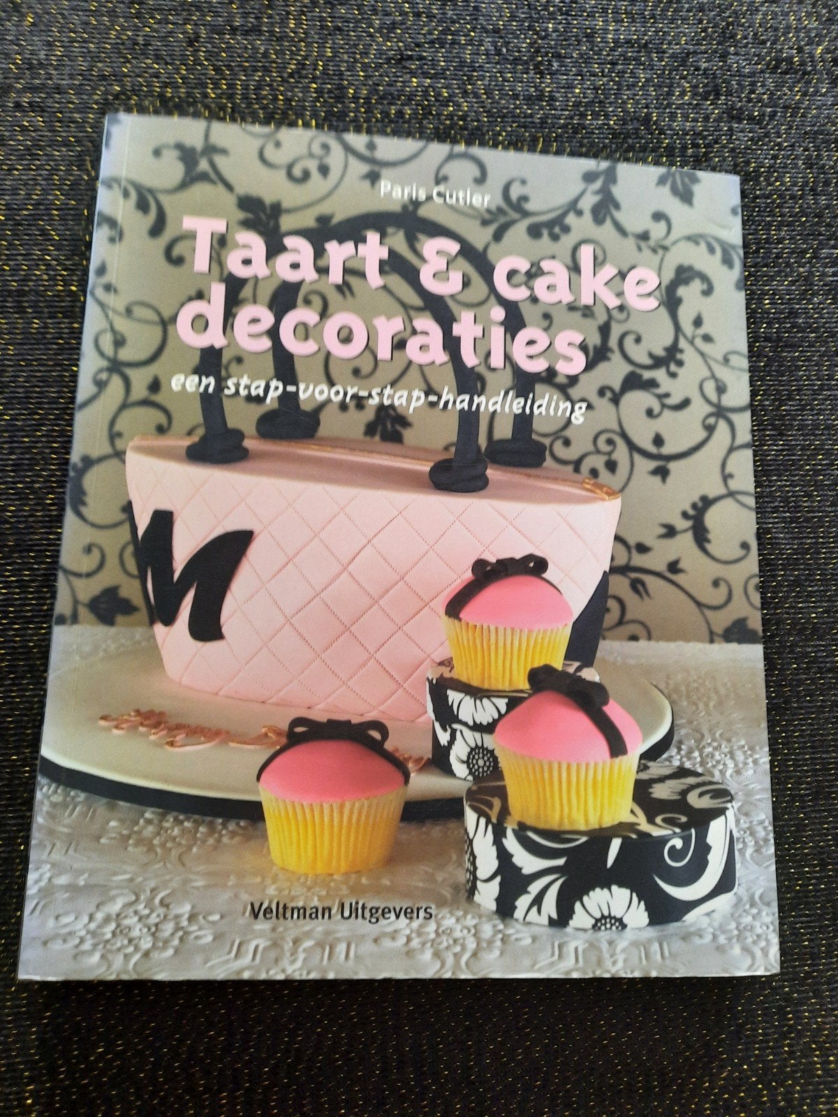 Taart & Cake Decoraties - Paris Cutler (nieuwstaat), Boeken, Kookboeken, Ophalen of Verzenden