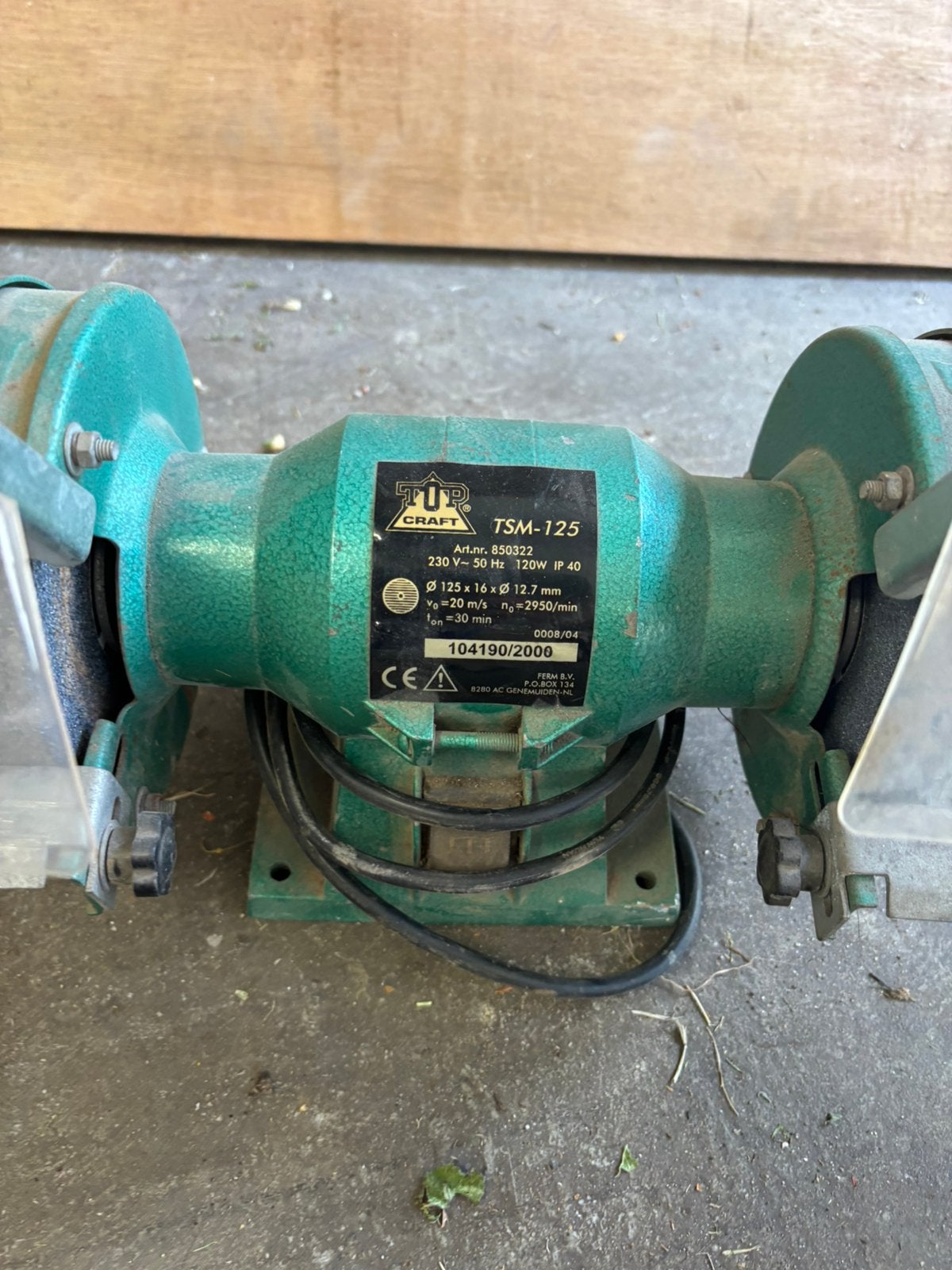 Slijpmachine, Ophalen, Gebruikt, Minder dan 700 watt, Werkbankslijpmachine