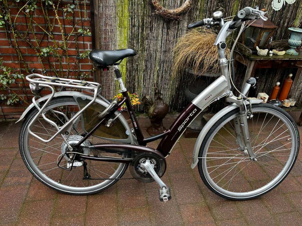 Sparta damesfiets bordeaux rood 50/28”, Fietsen en Brommers, Fietsen | Dames | Damesfietsen, Ophalen, Gebruikt, Sparta