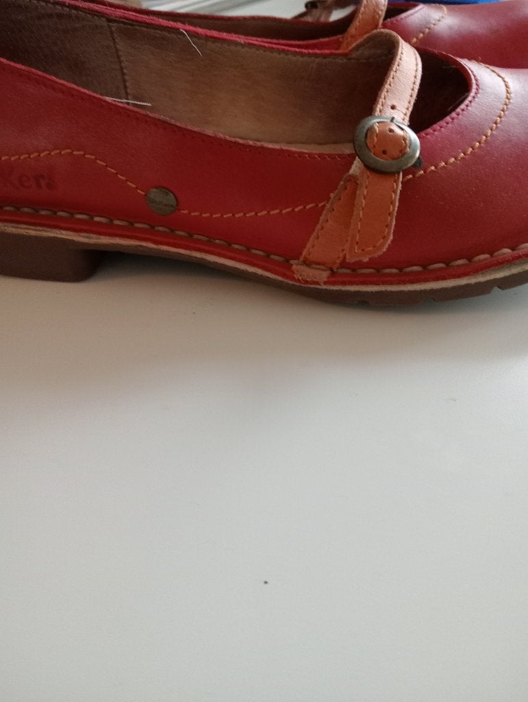 Goede schoenen kickers maat 39, Schoenen met lage hakken, Oranje, Ophalen of Verzenden, Zo goed als nieuw