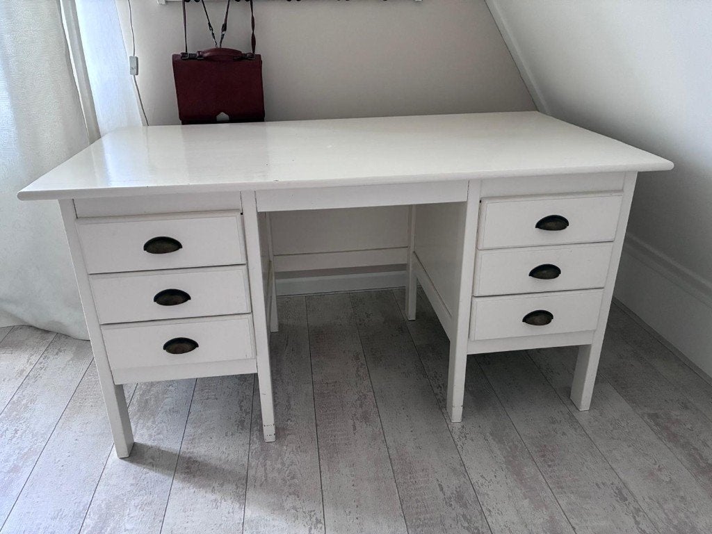 Bureau, Ophalen, Overige typen, Gebruikt, 144 cm