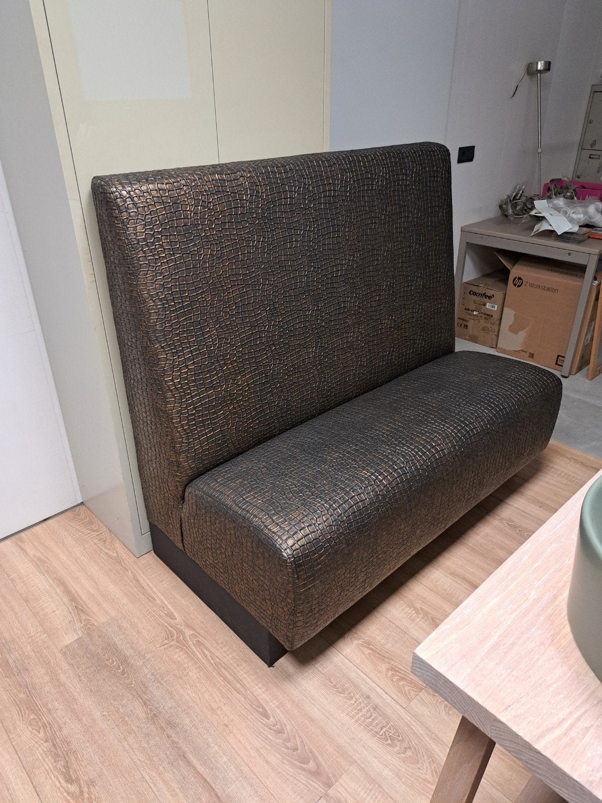 Eetbank G-line bruin kunstleer met krokodilstructuur, Ophalen, Minder dan 75 cm, Tweepersoons, Zo goed als nieuw