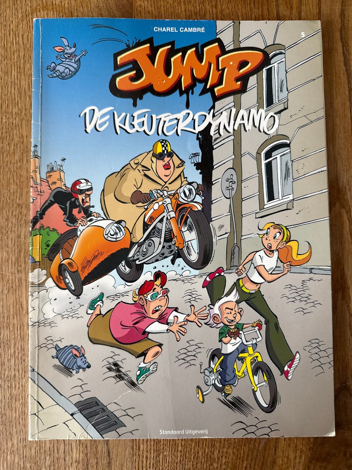 Jump: De Kleuter-Dynamo - Stripboek door Charel Cambré, Eén stripboek, Ophalen of Verzenden, Gelezen