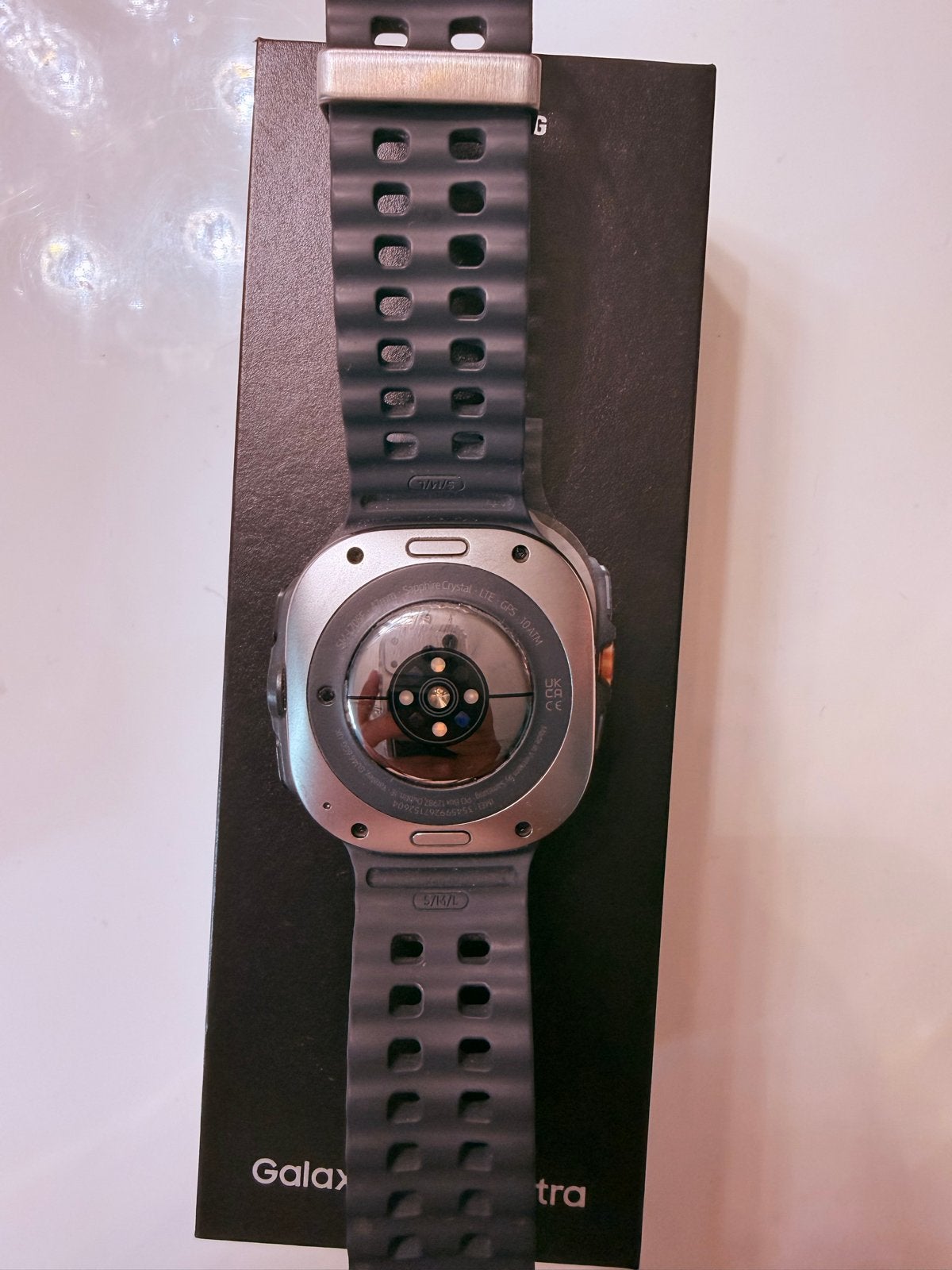 Samsung Galaxy Watch Ultra +samsung smart tag 2, Afstand, Ophalen of Verzenden, Zo goed als nieuw, Waterdicht