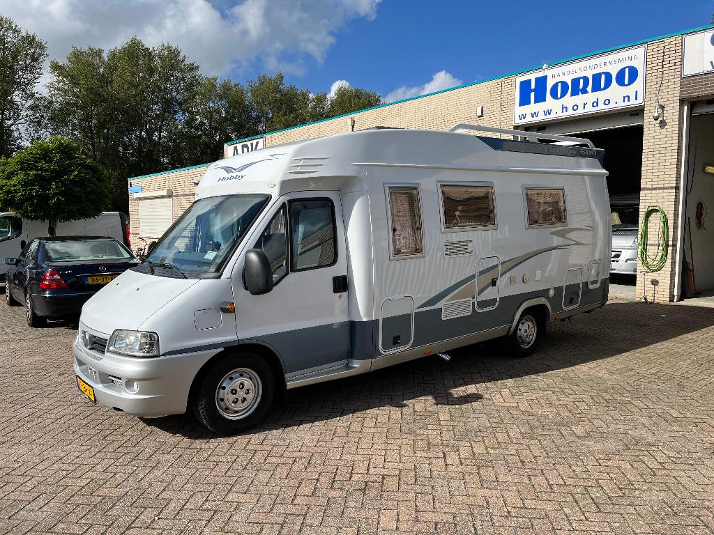 Hordo Almere: voor reparatie en accessoires aan uw camper