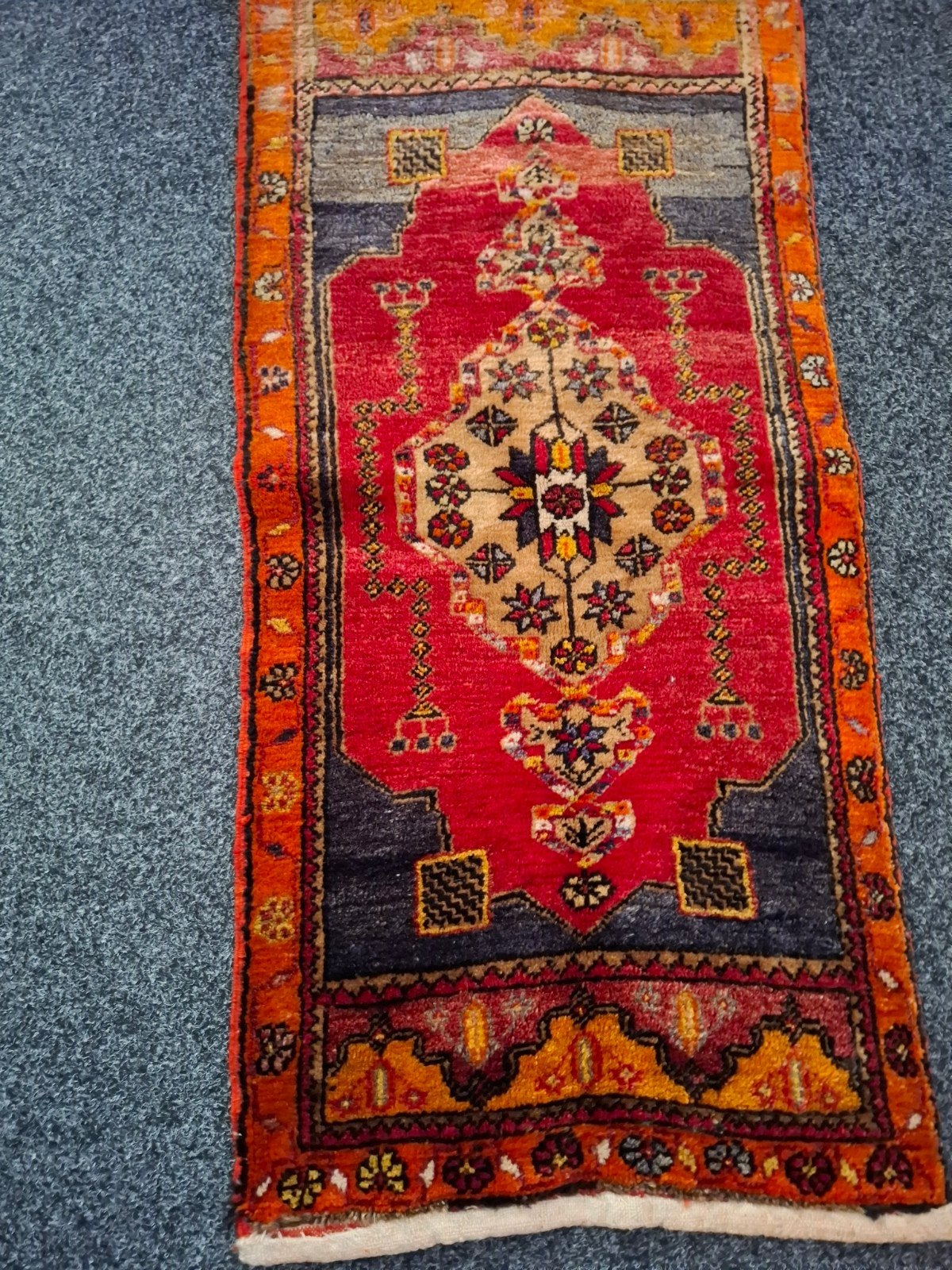 Vintage Oosters Tapijt of anatomisch nomaden loper. - Rood,, Gebruikt, 100 tot 150 cm, Ophalen of Verzenden, Oranje