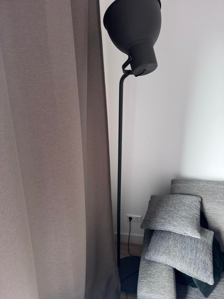 Grijze staande lamp van Ikea, Ophalen, Gebruikt, Metaal, 150 tot 200 cm