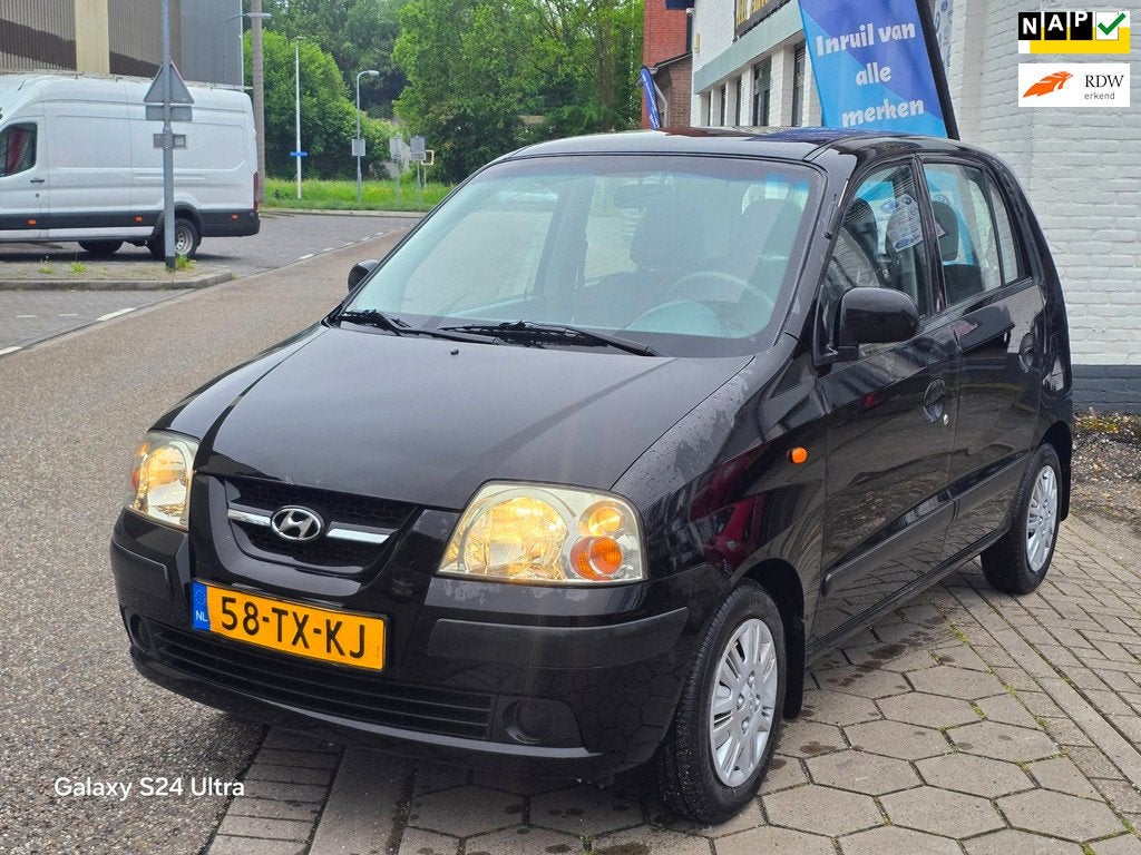 Hyundai Atos 1.1i Active Young*1e eig*lage km 86000 nap*apk*, Auto's, Hyundai, Voorwielaandrijving, 31 €/maand, 4 cilinders, Zwart