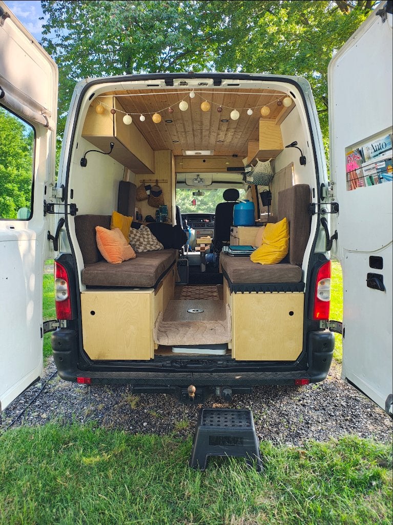 Caravans And Camping Buscamper