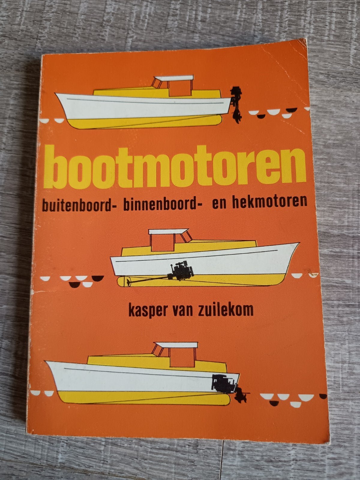 Bootmotoren: buitenboord, binnenboord en hekmotoren, Boeken, Ophalen of Verzenden, Gelezen, Overige onderwerpen, Kasper van Zuilekom