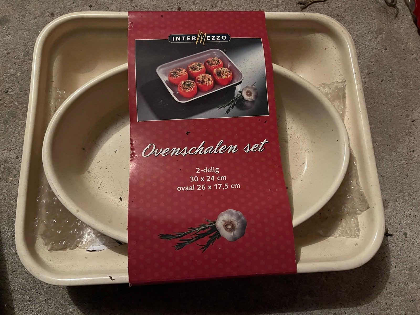 Nieuwe Intermezzo Ovenschalen Set - 2-delig, Beige, Nieuw, Ophalen of Verzenden, Steen/keramiek