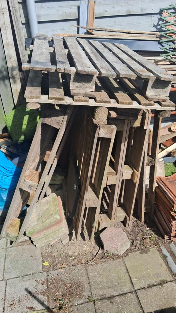 Verschillende pallets gratis ophalen in Deventer, Ophalen, Overige houtsoorten, Minder dan 200 cm, Pallet