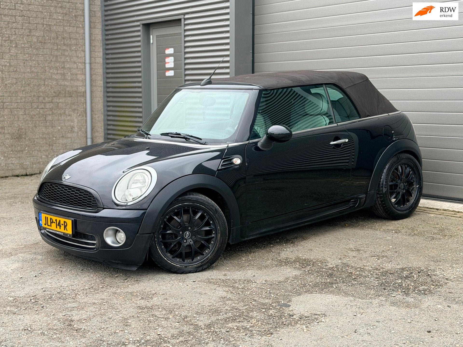 Mini Mini Cabrio 1.6 Cooper D JCW, Voorwielaandrijving, Euro 5, Gebruikt, Beige