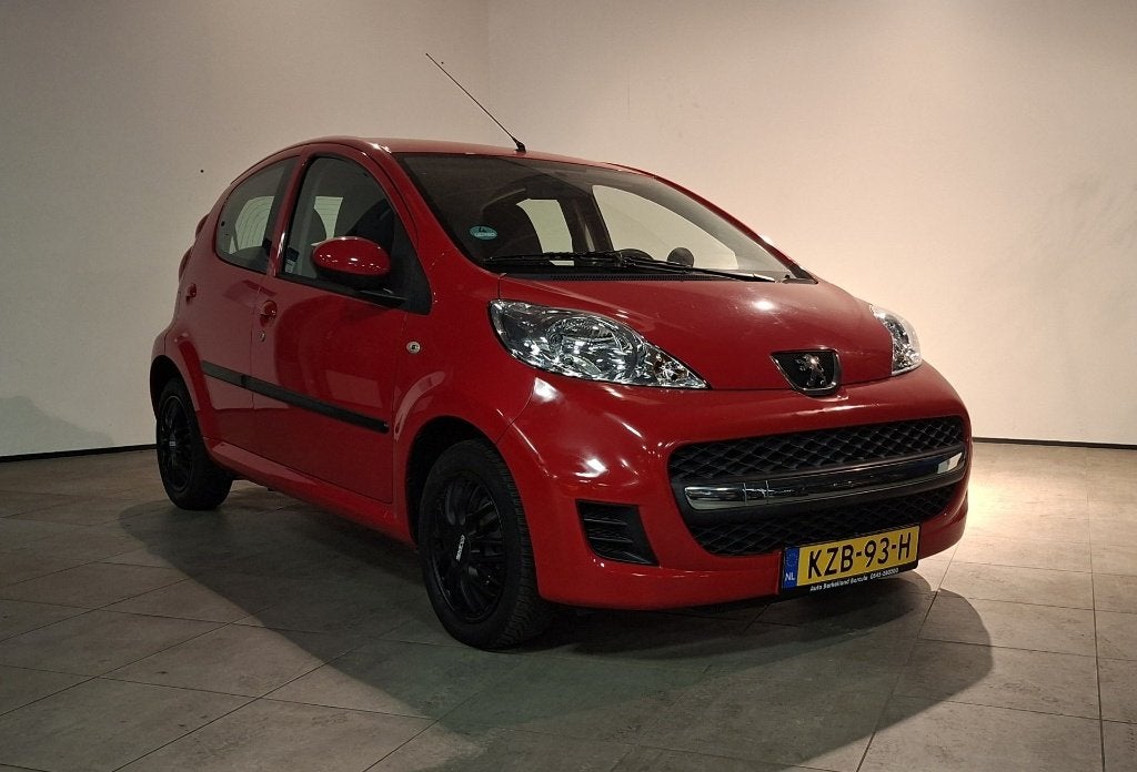 PEUGEOT 107 1.0 12V  AUTOMAAT   5-Drs / Airco, Auto's, Euro 5, Stof, Bedrijf, 3 cilinders