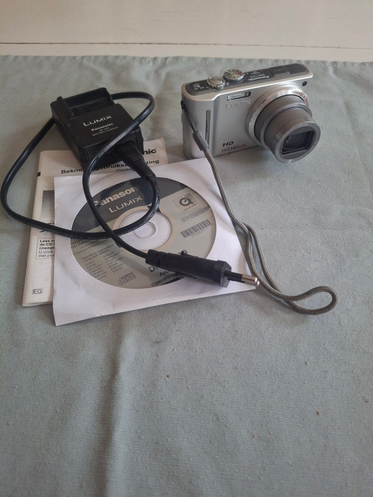 Panasonic Lumix DMC TZ10 digitale camera 12x zoom, Audio, Tv en Foto, Fotocamera's Digitaal, Ophalen, Gebruikt, Panasonic, Accu