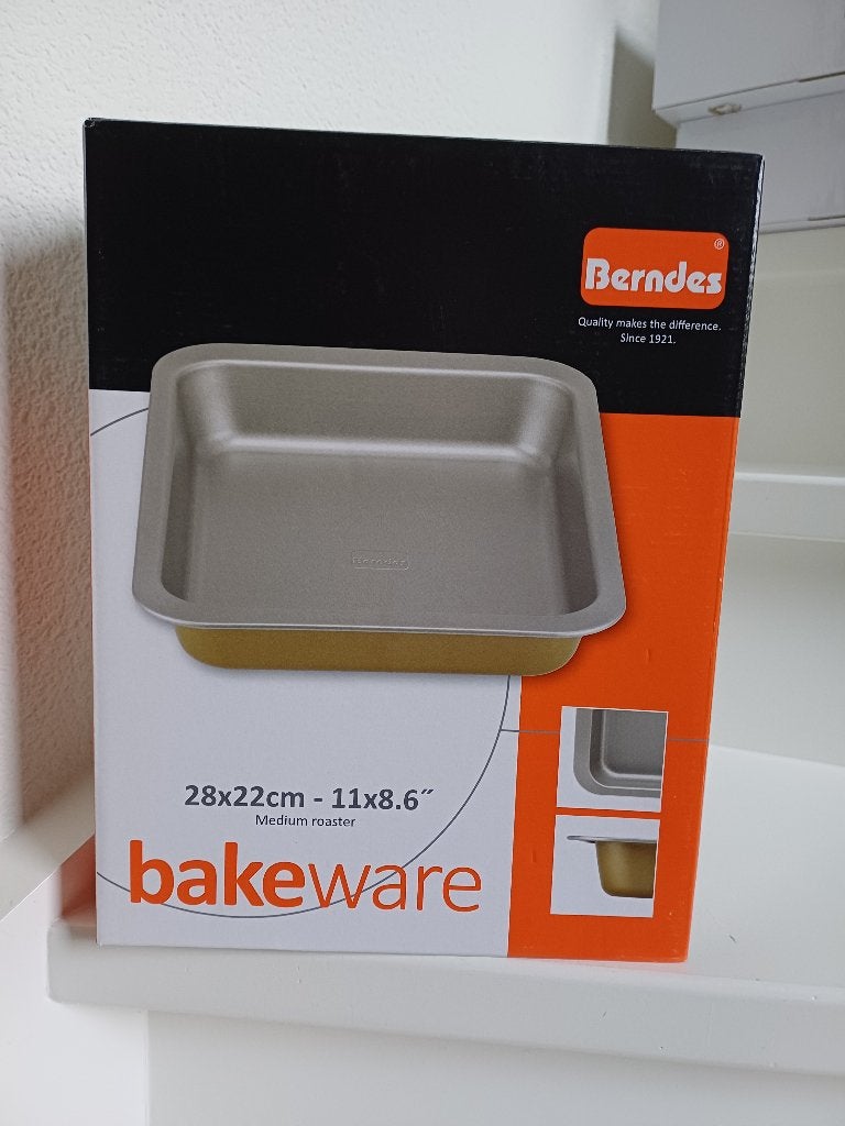 BERNDES BAKPLAAT BRAADSLEDE OVENSCHAAL NIEUW 28X22 CM, Ophalen of Verzenden, Nieuw, Overige materialen, Overige typen