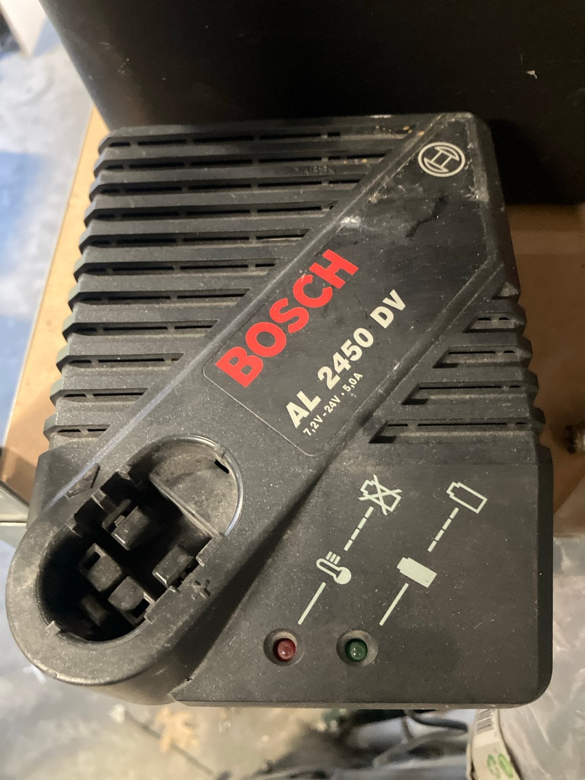 Bosch AL 2450 DV acculader voor boormachine - Werkt perfect, Ophalen, Gebruikt