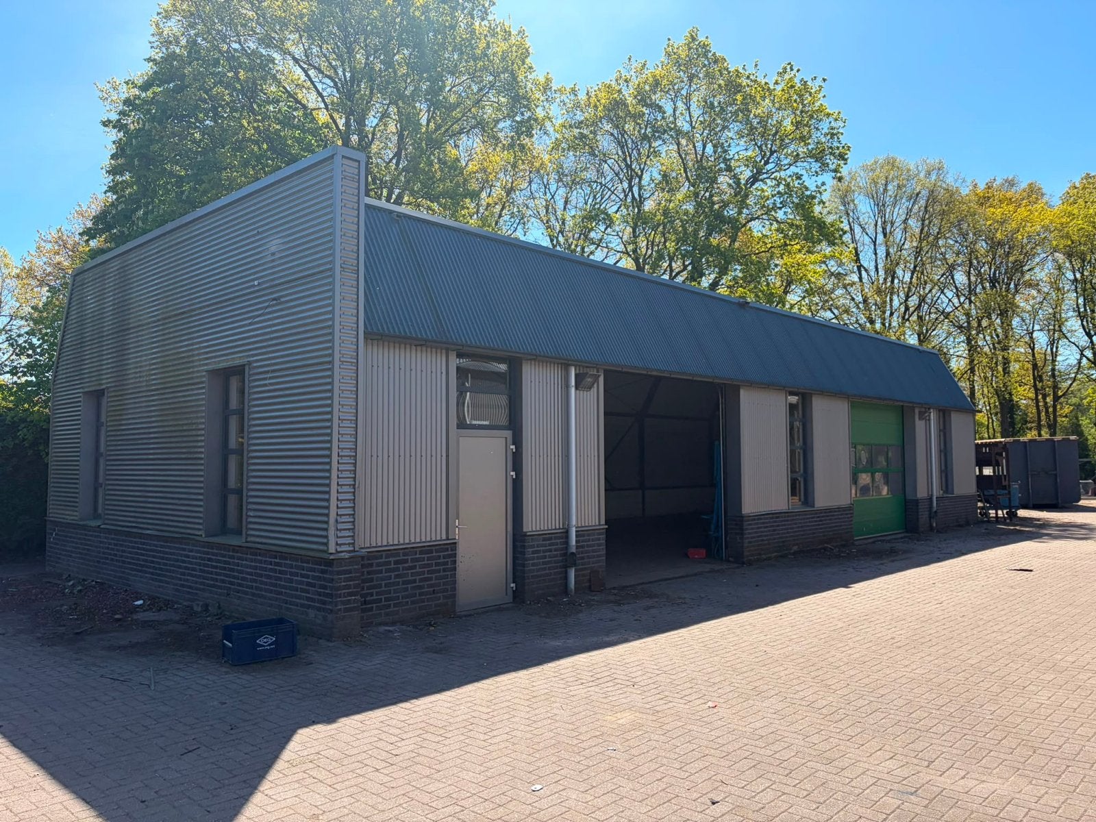Geïsoleerde loods 9x21m AANGEPASTE PRIJS!, Ophalen