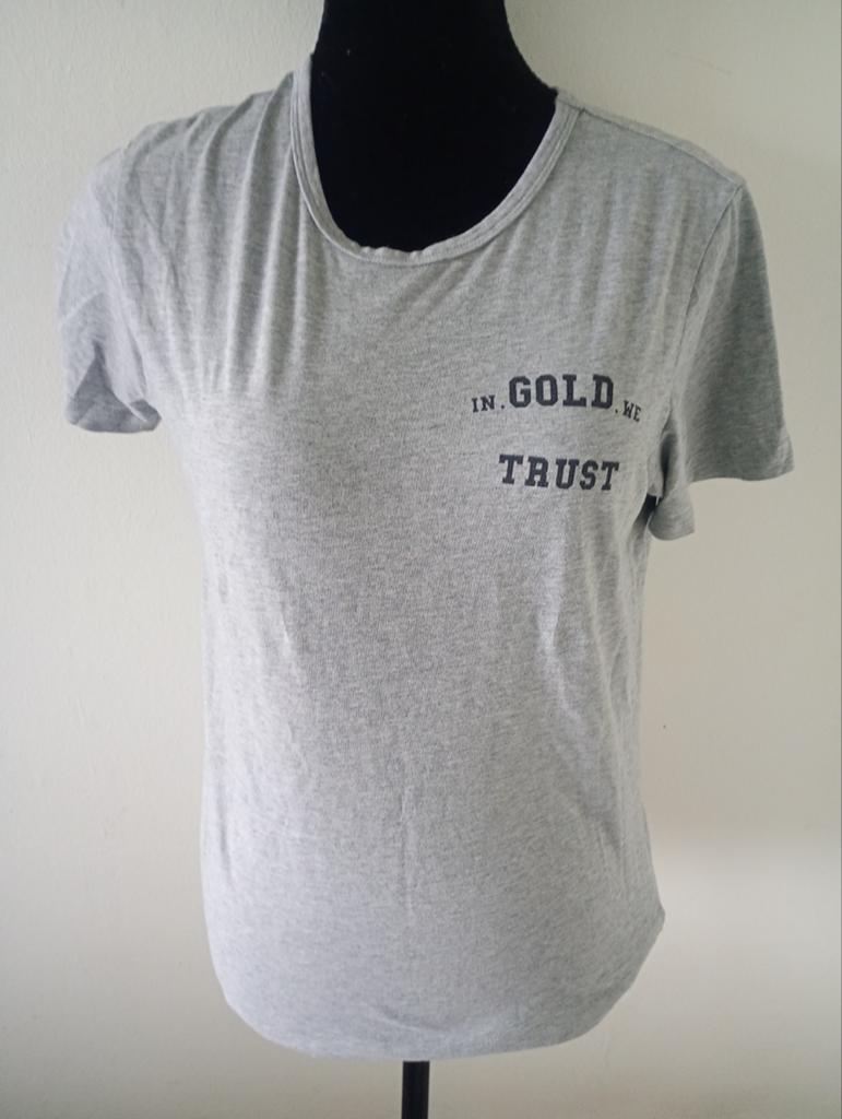 T-shirt maat m in gold we trust, Kleding | Dames, Maat 38/40 (M), In gold we trust, Ophalen of Verzenden, Zo goed als nieuw