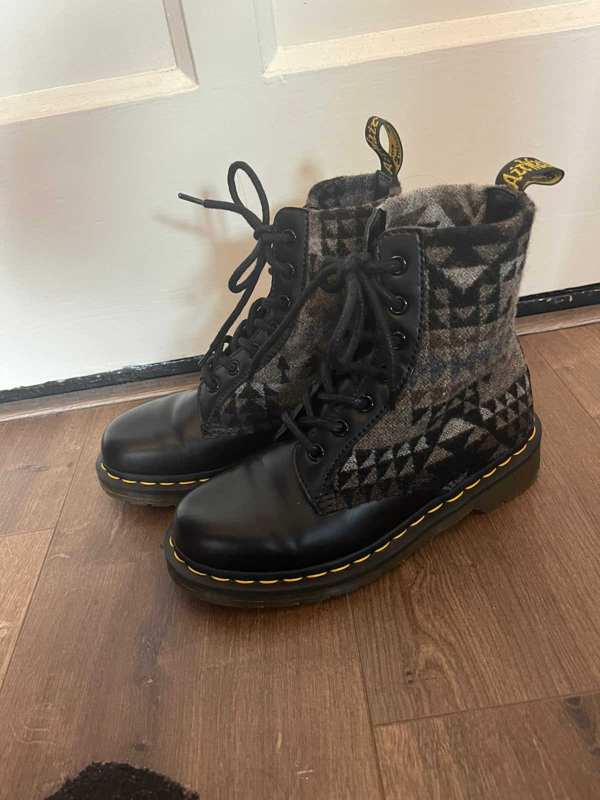 Dr Martens Pendleton schoenen maat 35 laarzen boots, Verzenden, Zo goed als nieuw, Zwart