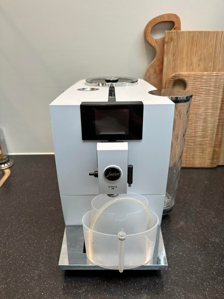 Jura ena 8 full nordic white (ec), Ophalen of Verzenden, Zo goed als nieuw, Koffiemachine