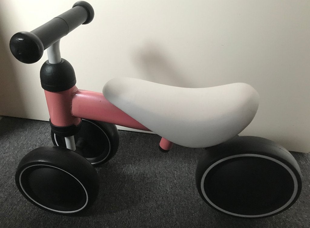 roze loopfietsje, Ophalen of Verzenden, Gebruikt, Loopfiets