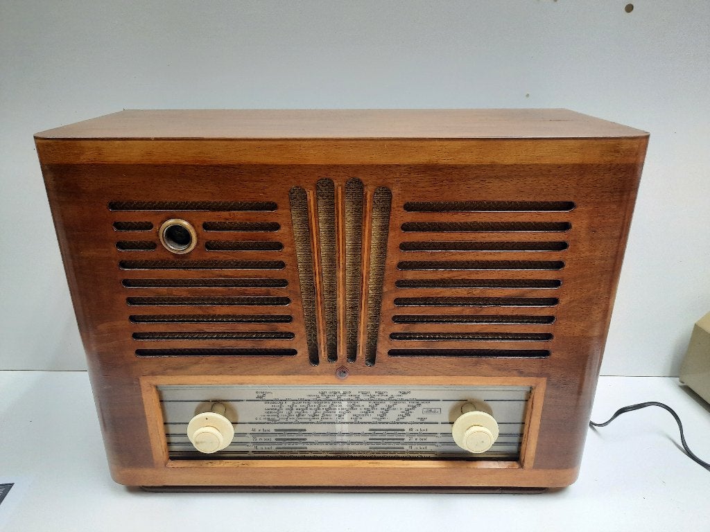 Siera S255A01 buizenradio jaren 50, Ophalen