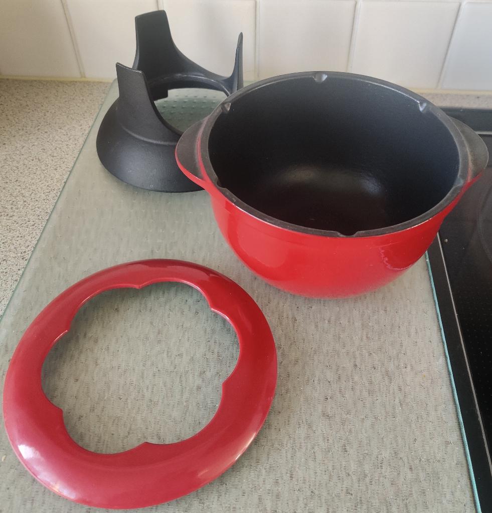 Fonduepan met onderstel van geëmailleerd gietijzer nieuw, Witgoed en Apparatuur, Fonduesets, Ophalen, Nieuw, Brander, Fondueset