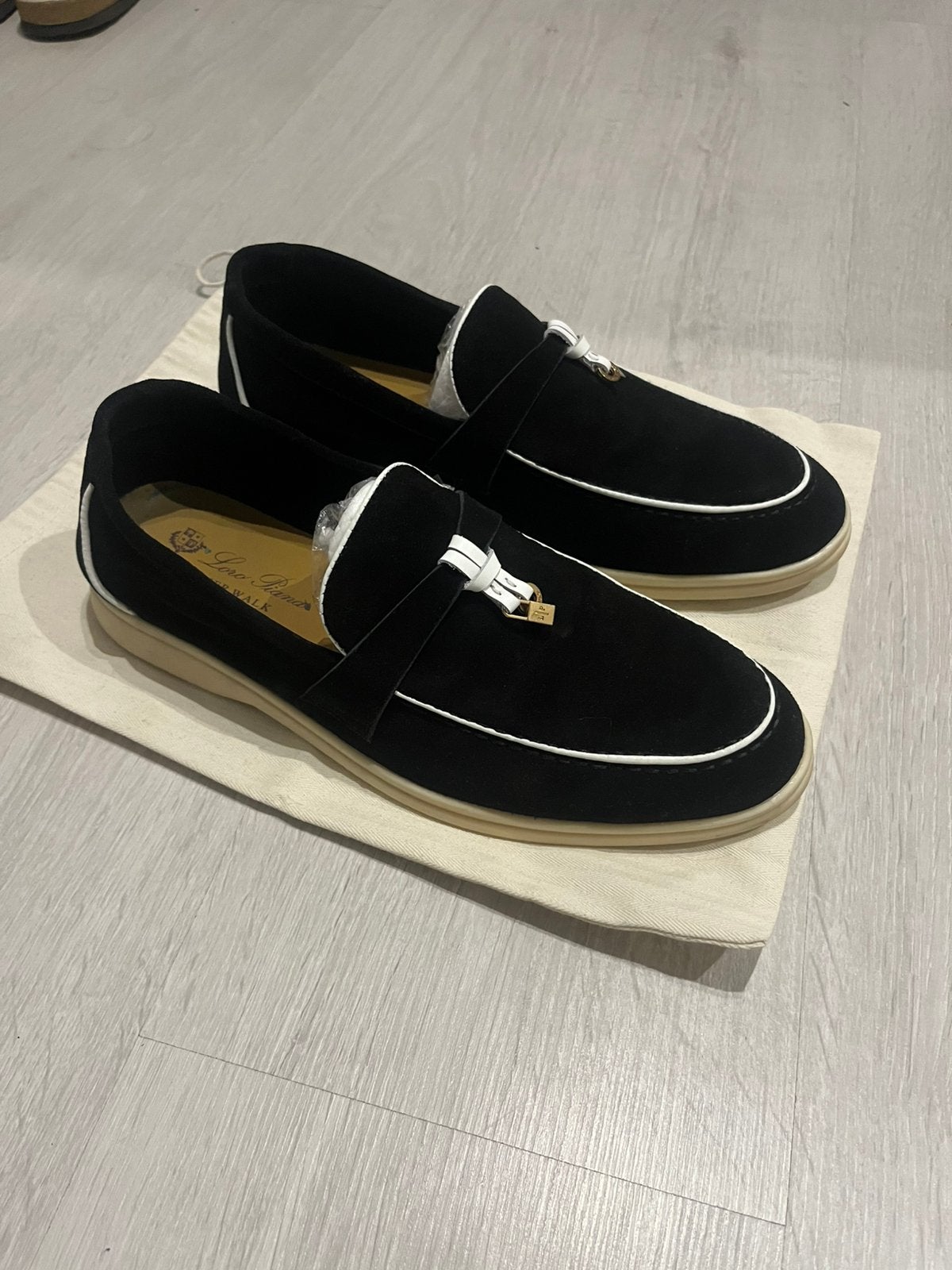 Loro Piana-summer walk-(zwart)-MAAT42, Ophalen of Verzenden, Zo goed als nieuw, Zwart, Loafers