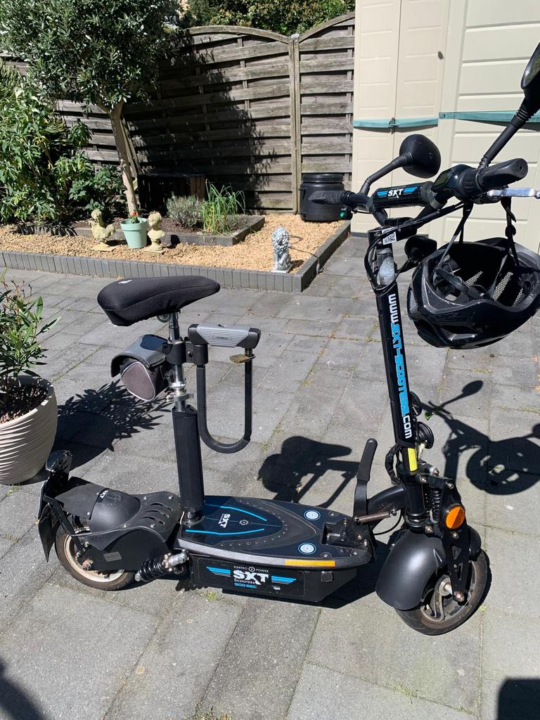 SXC electro Scooter, Fietsen en Brommers, Snorfietsen en Snorscooters, Ophalen, Zo goed als nieuw, Elektrisch, Overige merken