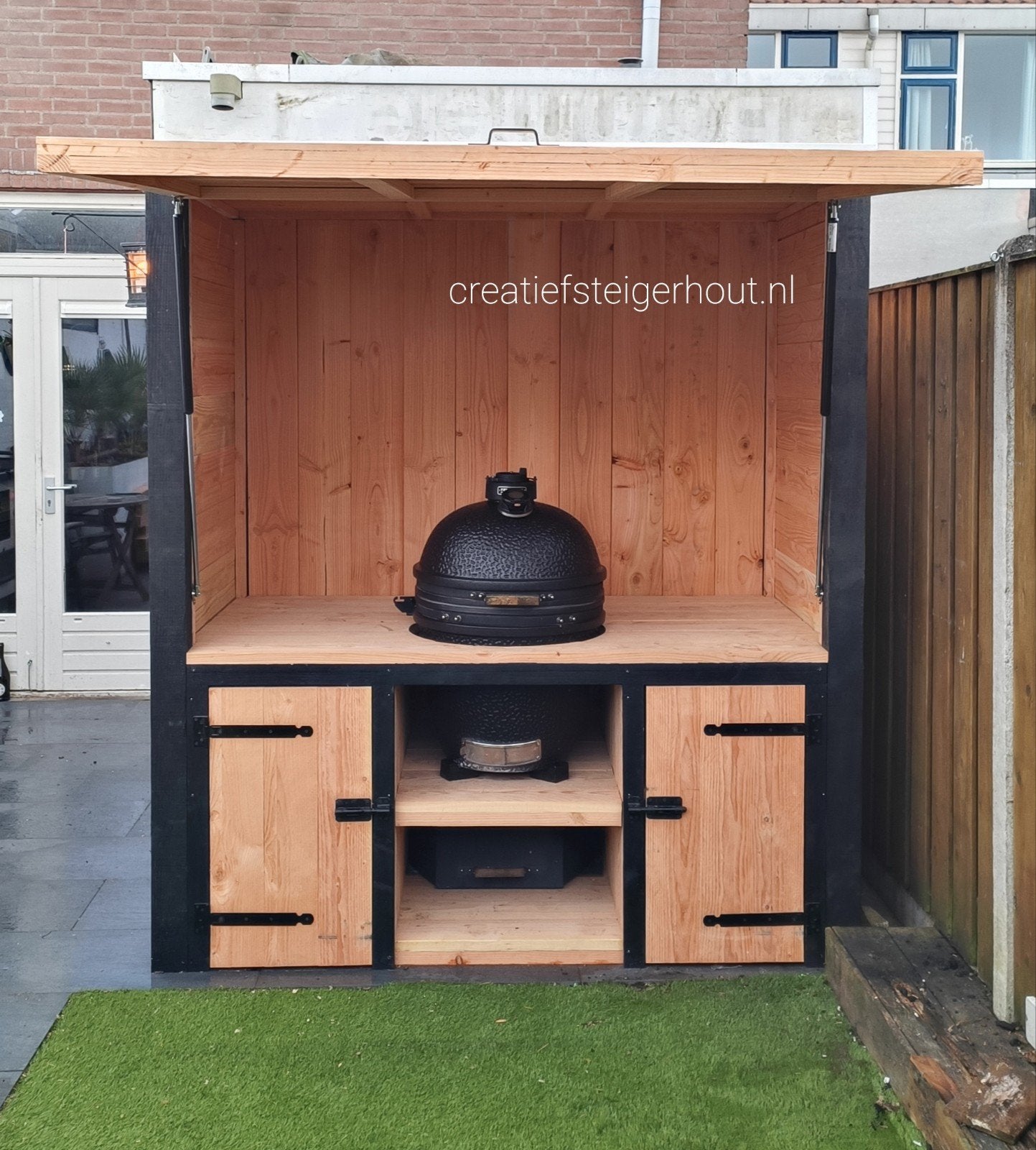 Douglas houten buitenkeuken huisje Bastard kamado afdak klep, Verzenden, Nieuw, Houtskool, Vrijstaand