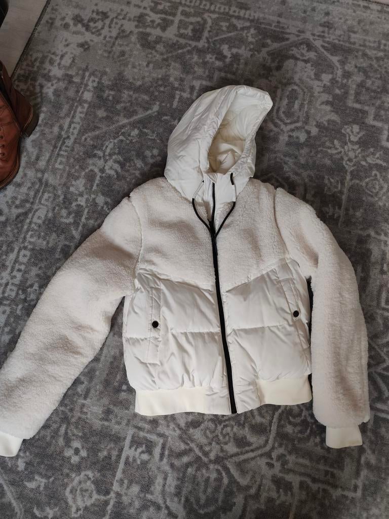 Superdry winterjas, Maat 38/40 (M), Superdry, Wit, Nieuw