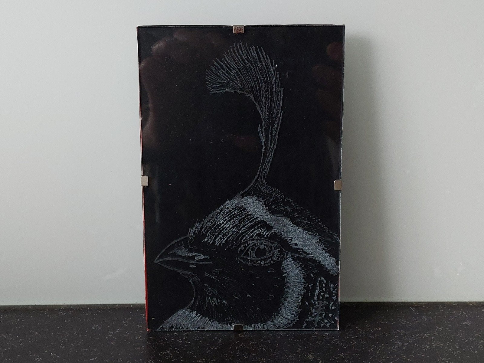 Handgemaakt schilderij 10x15cm kwartel gravure in glas, 15 cm, Ophalen of Verzenden, Zo goed als nieuw, Glas