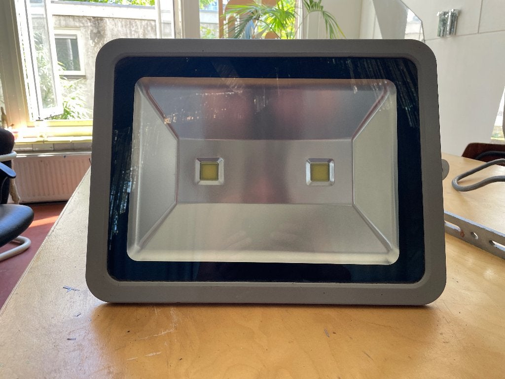 LED Floodlight 200w, Gebruikt, Met statief, Ophalen of Verzenden, Lamp met armatuur