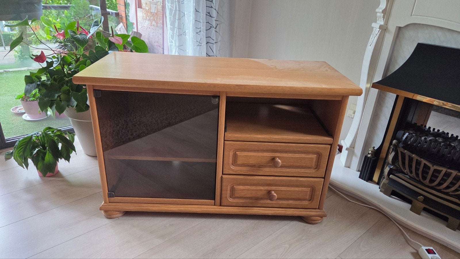 Blank Eiken TV Kast  T.E.A.B, Huis en Inrichting, Gebruikt, 100 tot 150 cm, Eikenhout, Ophalen of Verzenden