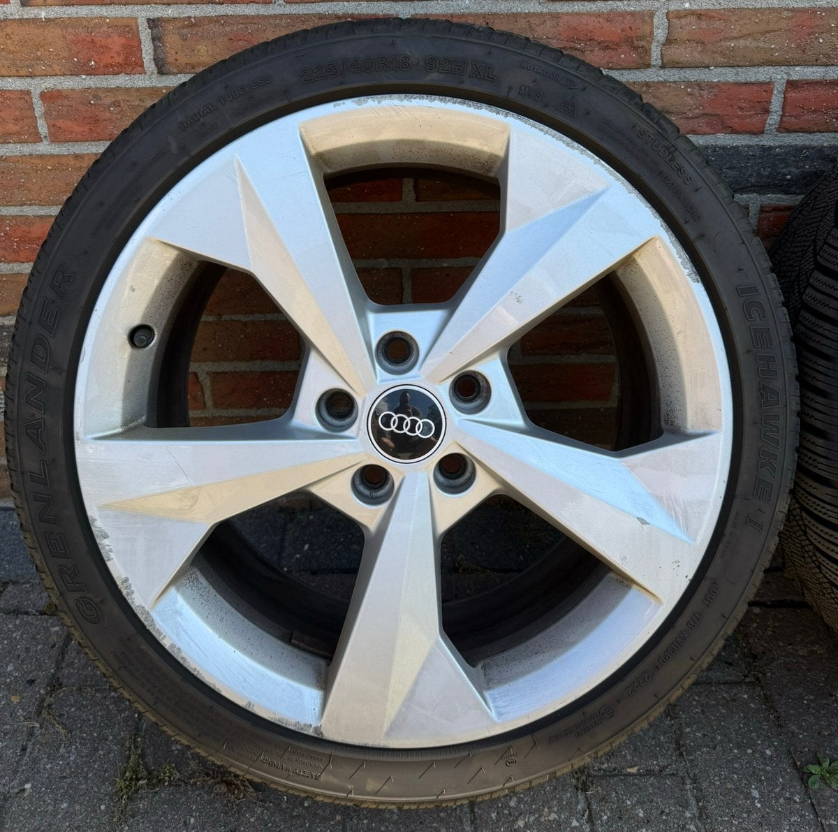 ✅ Originele Audi A3 Velgen + Zeer goede banden VW Golf R18, Ophalen, 18 inch, Gebruikt, Banden en Velgen