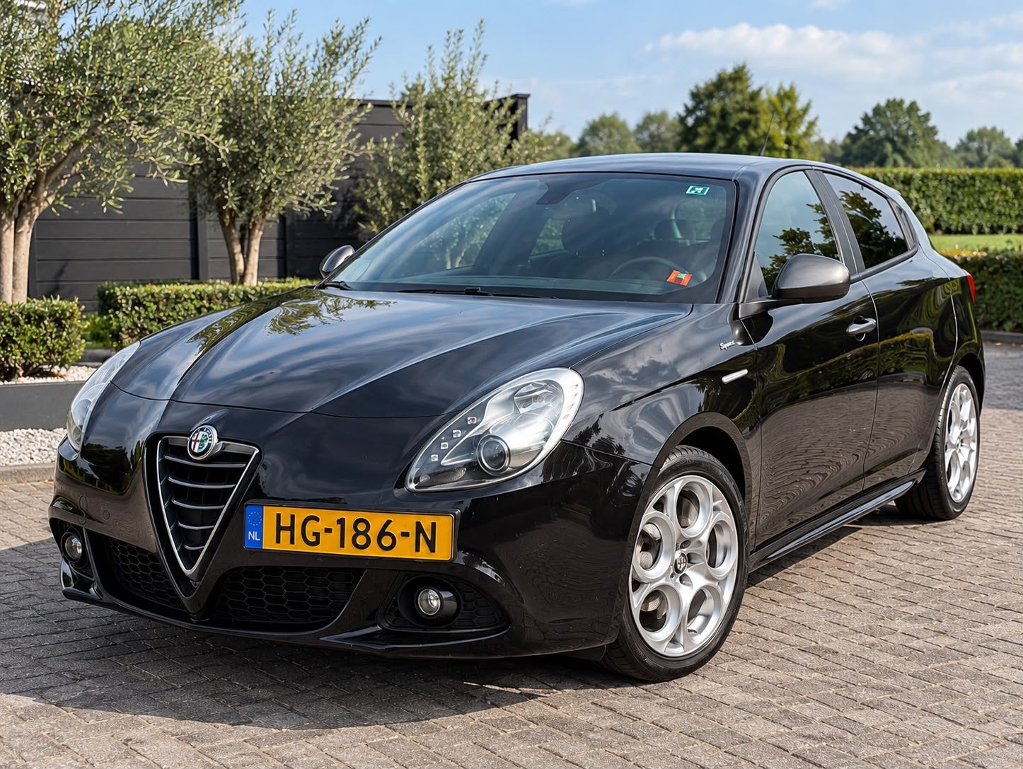 Alfa gulietta 1.4 turbo sprint 170 pk automaat 2015, Auto's, Stof, 4 cilinders, Electronic Stability Program (ESP), Zwart