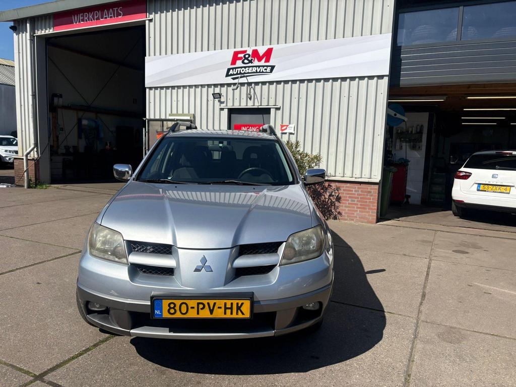 Mitsubishi Outlander 2.4 Sport 4WD Clima, pdc achter, trekha, Auto's, Mitsubishi, Stof, 4 cilinders, 160 pk, Bedrijf