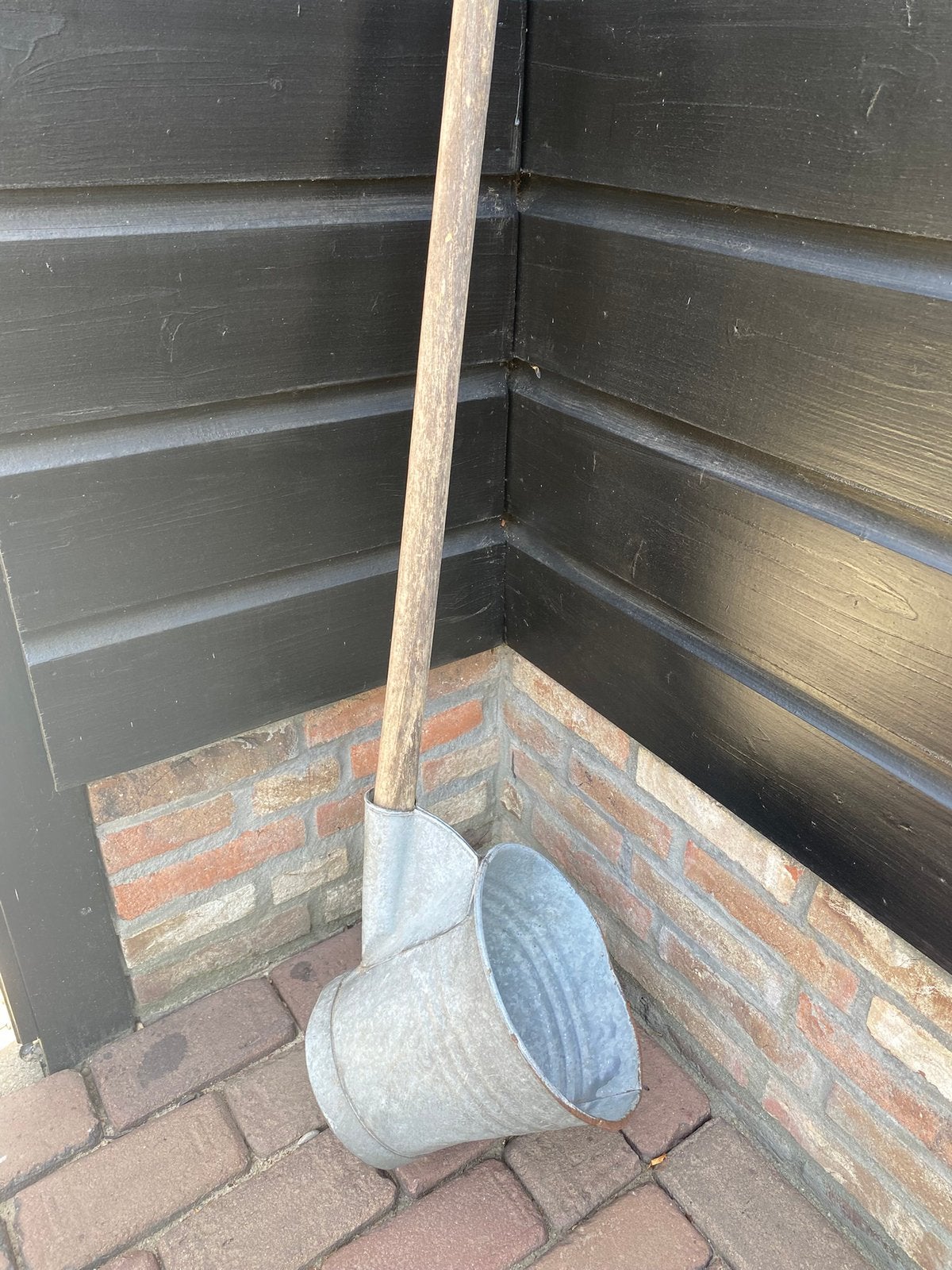 Vintage zinken gier emmer met steel, Ophalen
