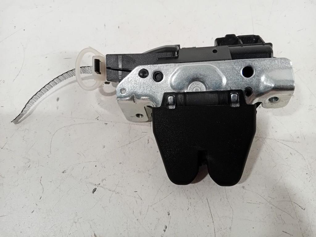 Slot mechaniek kofferdeksel achterklep elektrisch Mercedes-B, Onderdelen@venauto.nl, Van der Ven Autorecycling B.V., Gebruikt