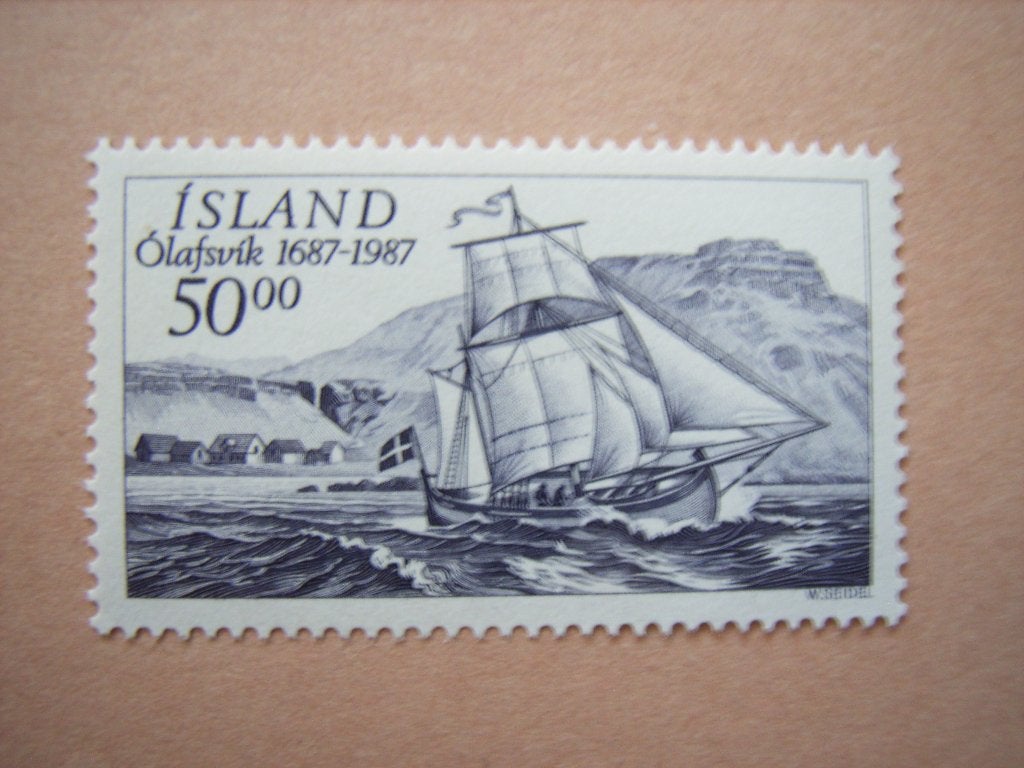 KZ  IJsland 663 Pf, Postzegels en Munten, Ophalen of Verzenden, IJsland, Postfris