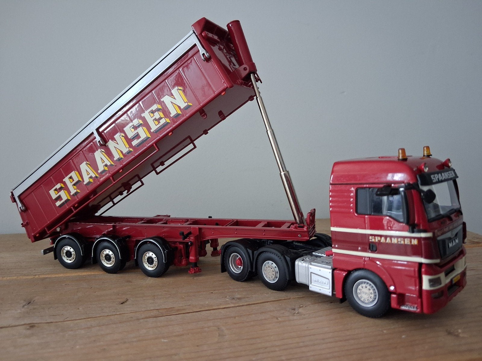 MAN TGX 6X2 SPAANSEN KIEPTRAILER NIEUW IN DOOS, Ophalen of Verzenden, Nieuw, Bus of Vrachtwagen, Wsi