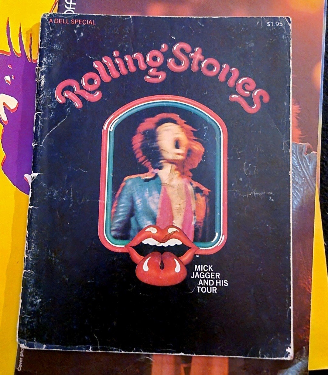 Rolling Stones Tourboek - Mick Jagger and His Tour, Ophalen of Verzenden, Gelezen, Artiest, Onbekend