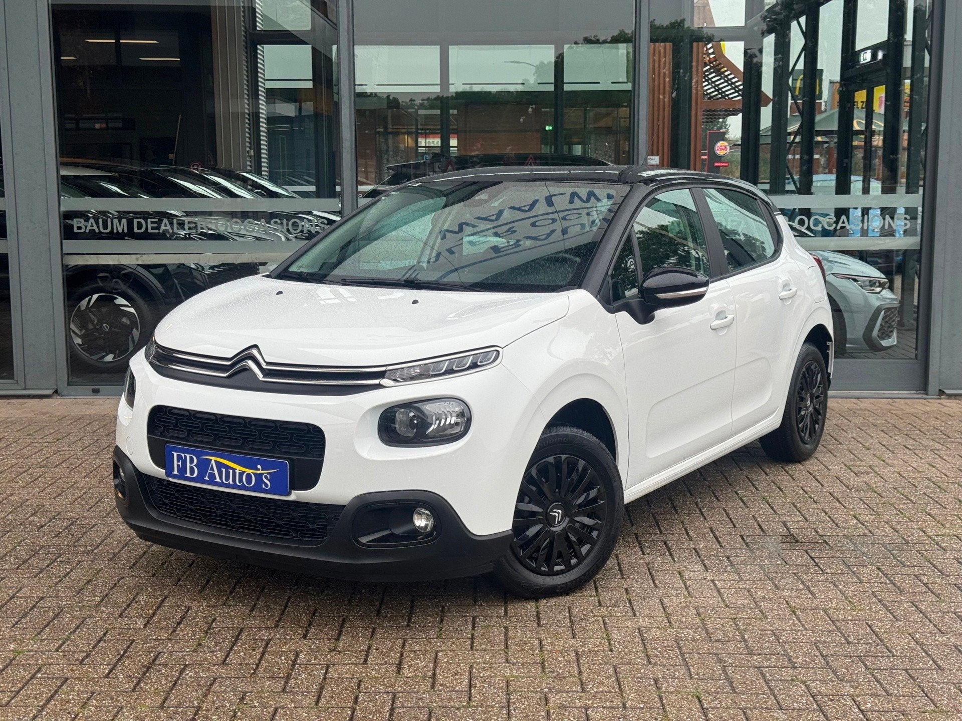 Citroen C3 1.2 PureTech Feel Airco Cruise Navi, Auto's, Stof, Gebruikt, Zwart, 1199 cc
