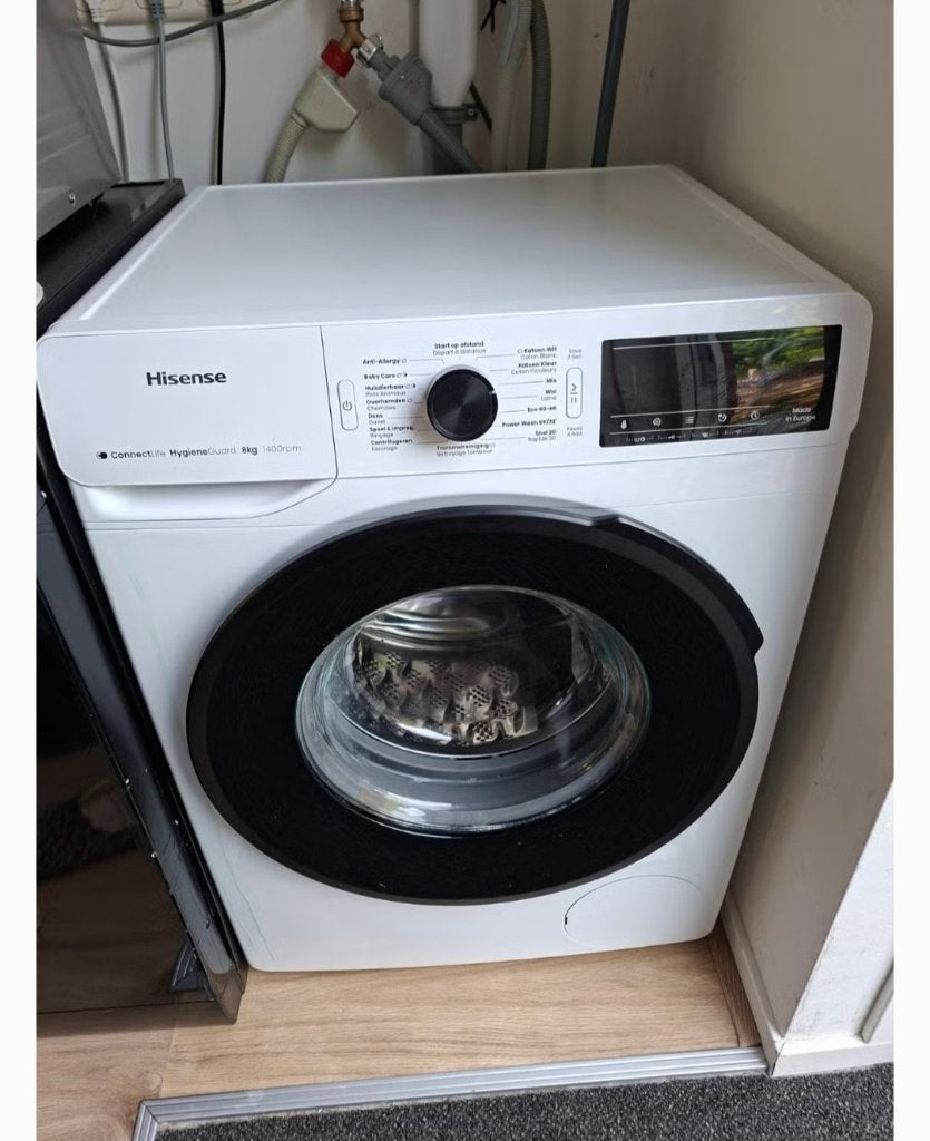 Hisense Wasmachine 8kg 1400rpm ConnectLife HygieneGuard, Ophalen, 1200 tot 1600 toeren, 8 tot 10 kg, Zo goed als nieuw